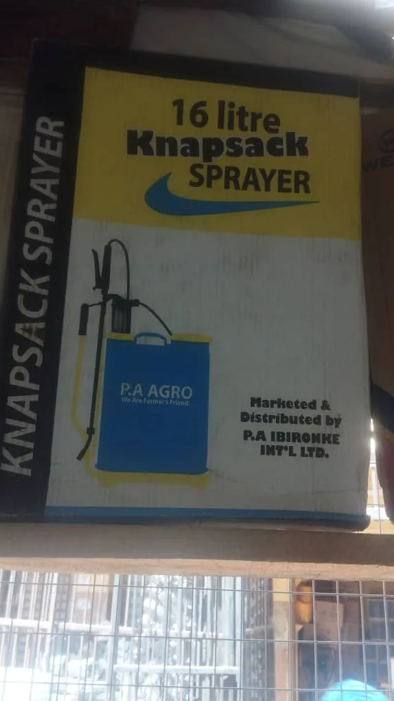 Manual knapsack sprayer 16 L