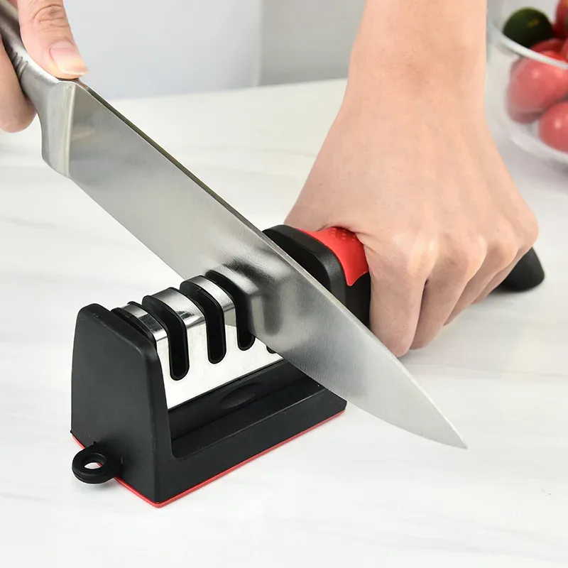 Hand-held knife sharpener, 4 stages