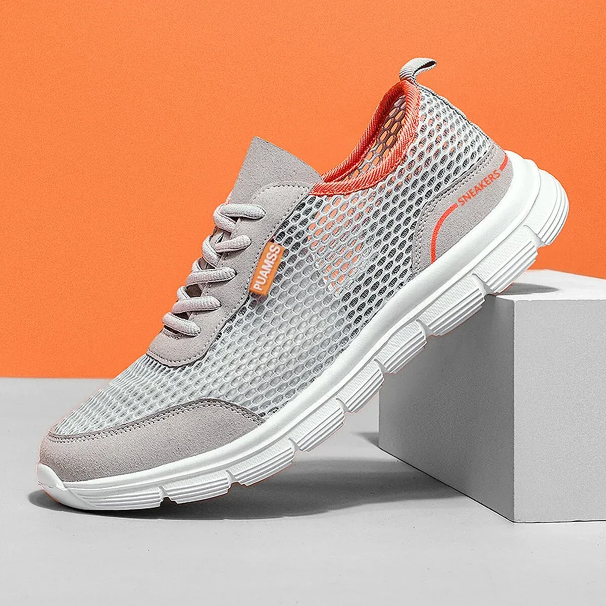 Men’s mesh running sneakers