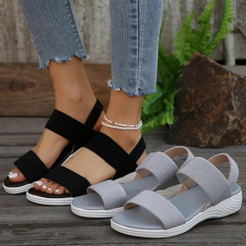 Women’s woven mesh sandals