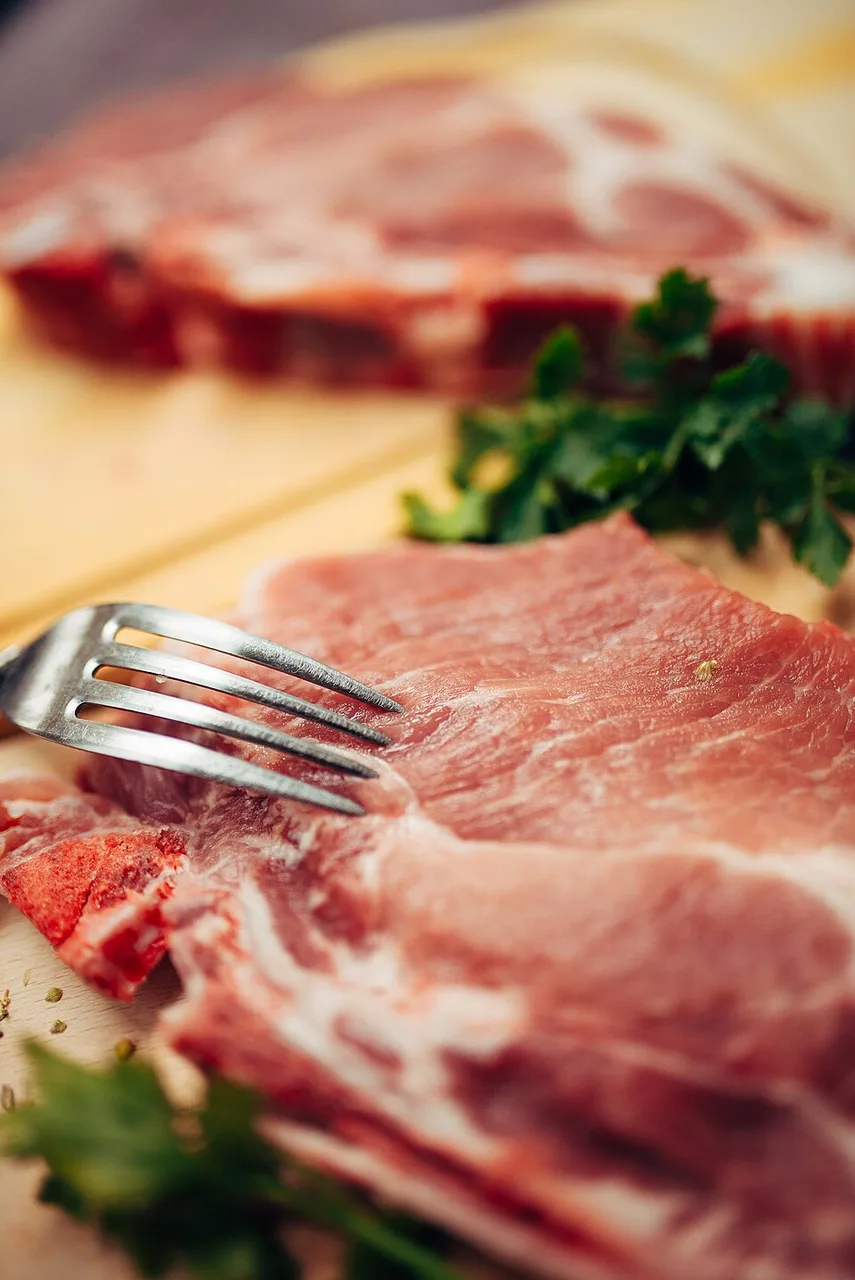 Pork Chops (Côte de porc), per kg