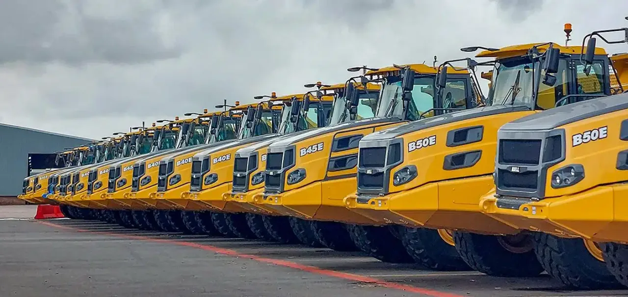 Bell B50E 6x6 articulated dump truck