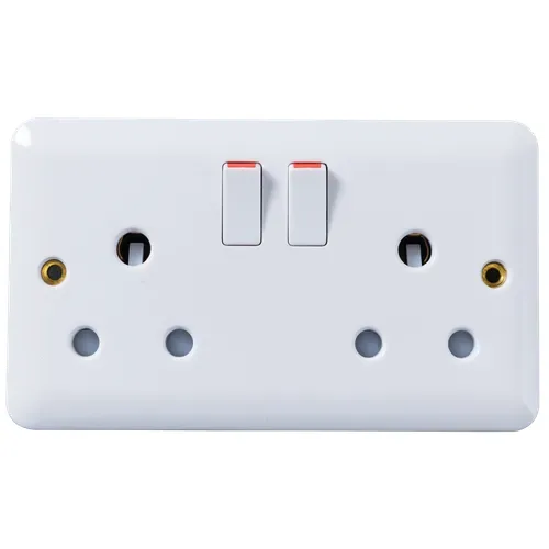 Double switched socket outlet 15 A, 2-gang, flush