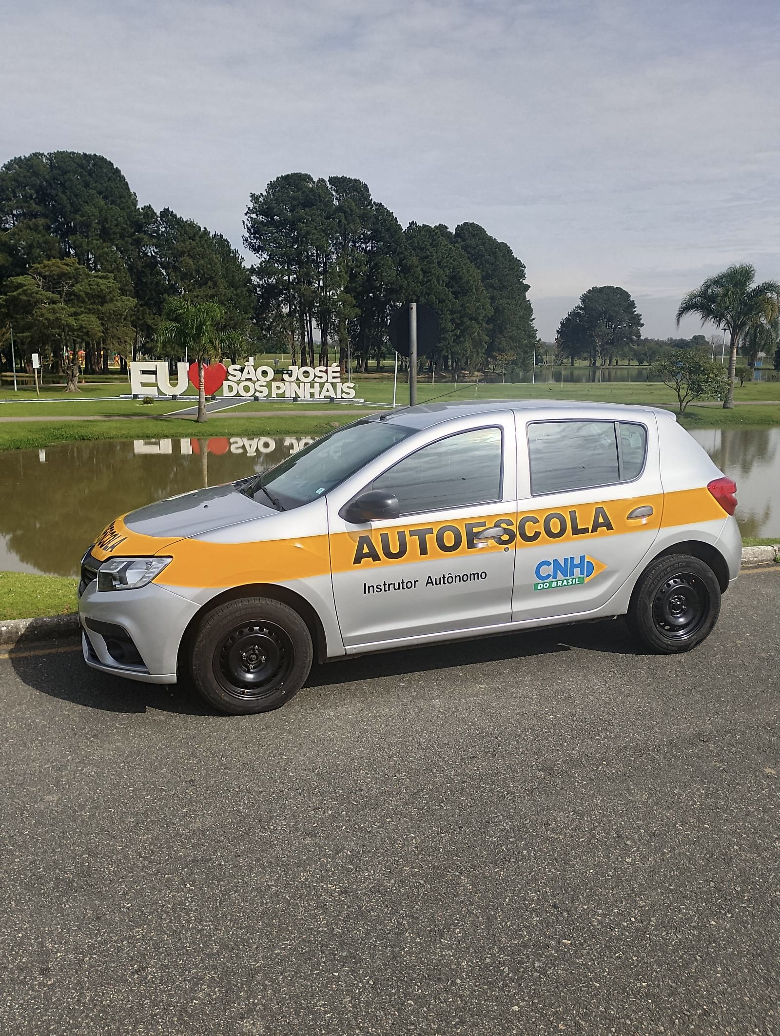 Renault SANDERO Authentique Flex 1.0 12V 5p - foto 2
