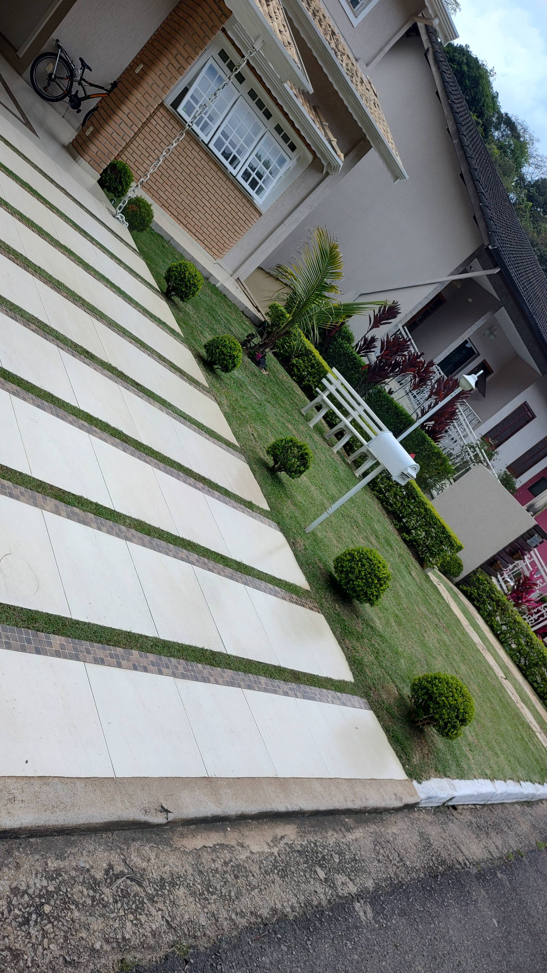 Foto de Limpeza e jardinagem