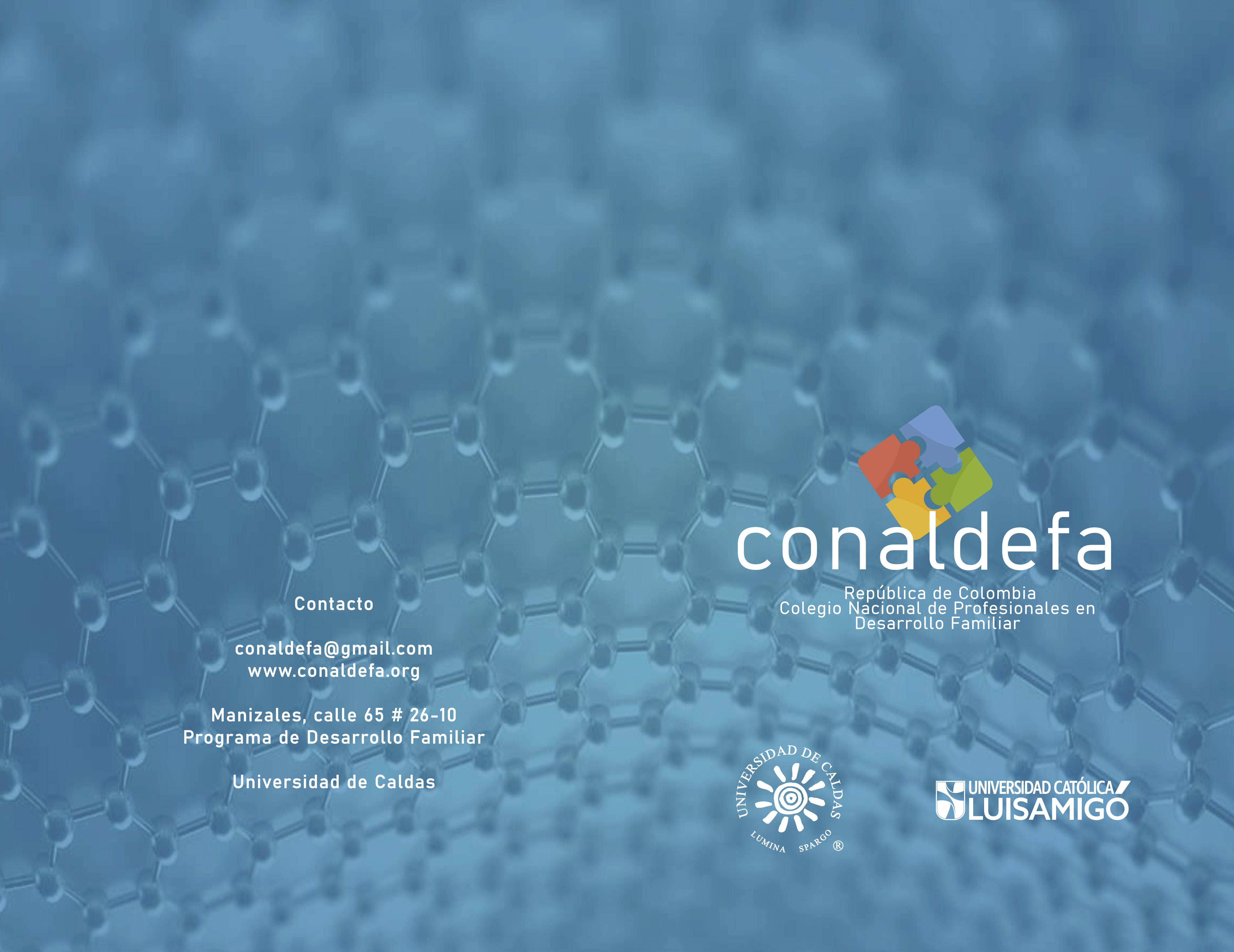 Sala de conferencias con personas trabajando