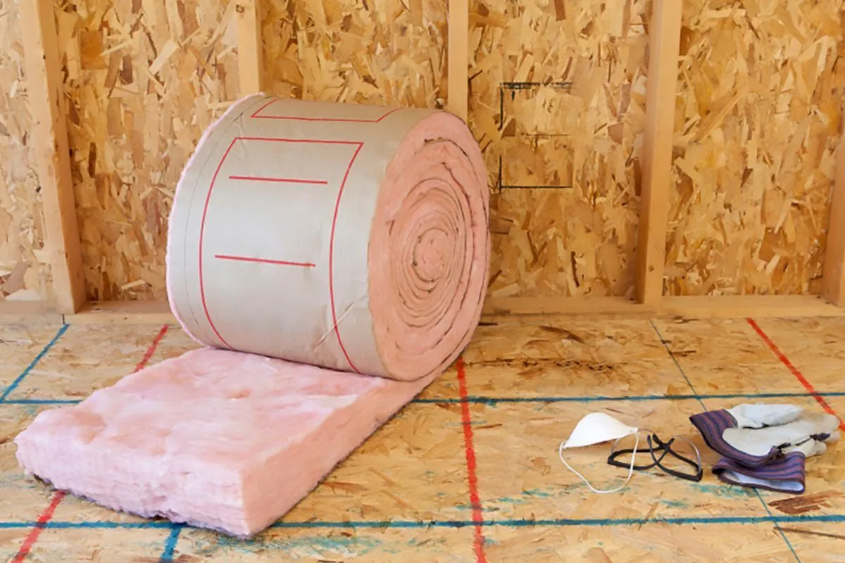 Install RIS seal foam Energy attic background