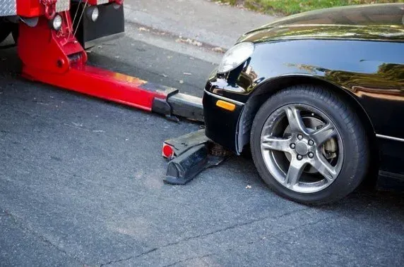 Reliable Towing and Battery Services - image 3