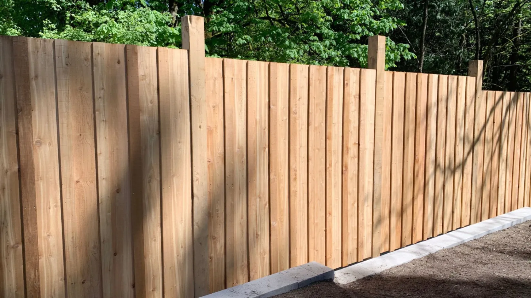How to Maintain Your Fence: Best Tips for Texas Homeowners