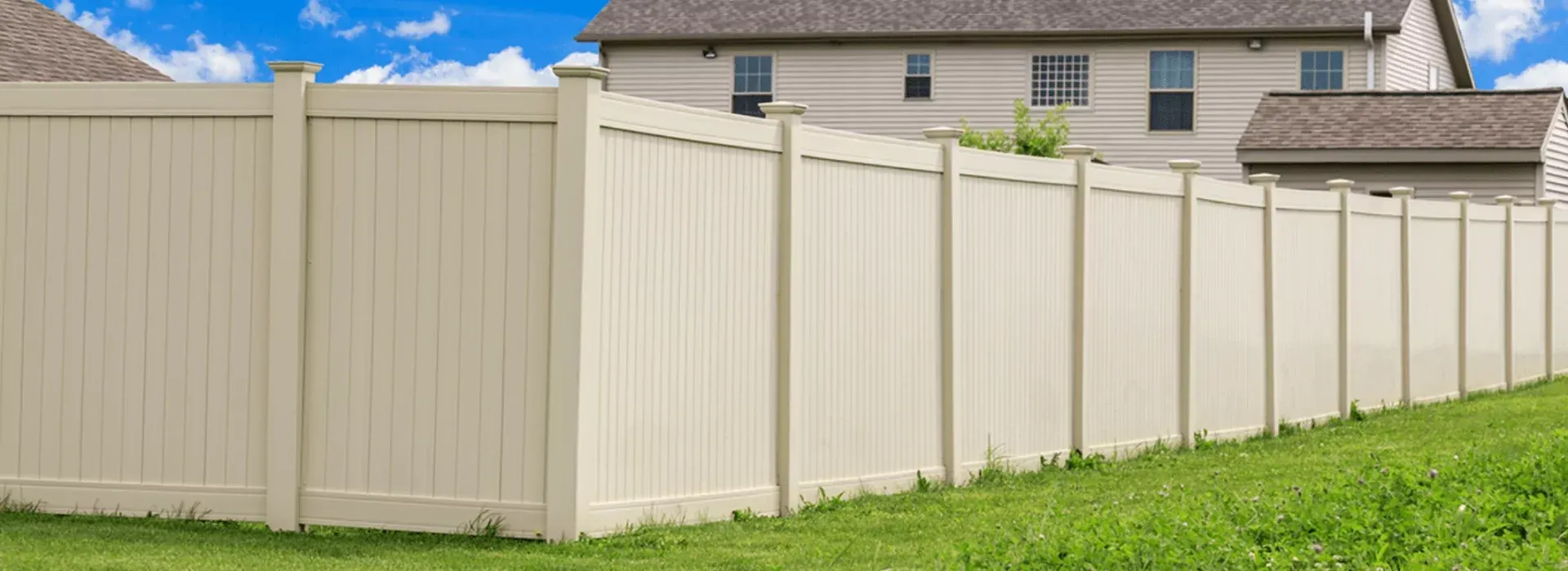 Top 5 Reasons to Install a Fence Around Your Yard