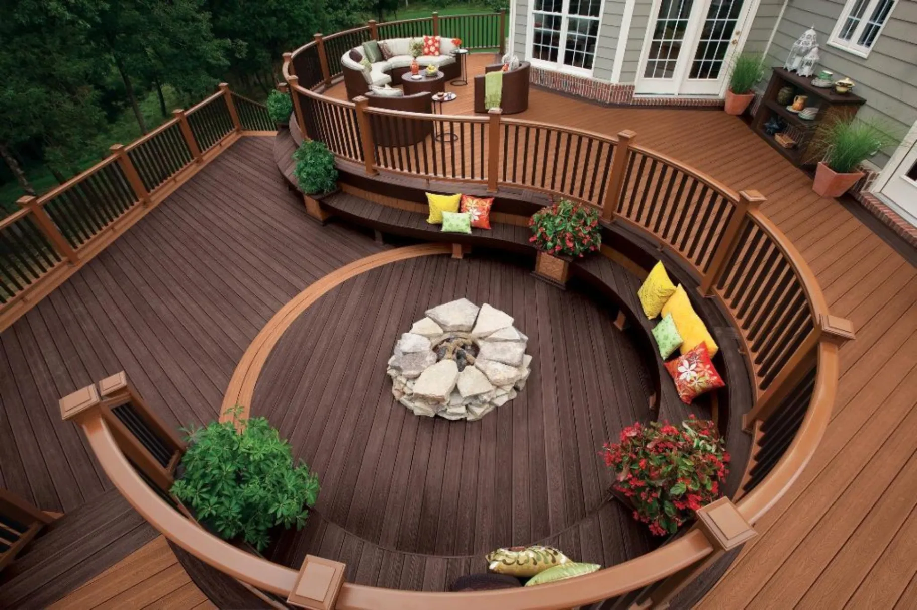 How to Choose the Perfect Deck Design for Your Home