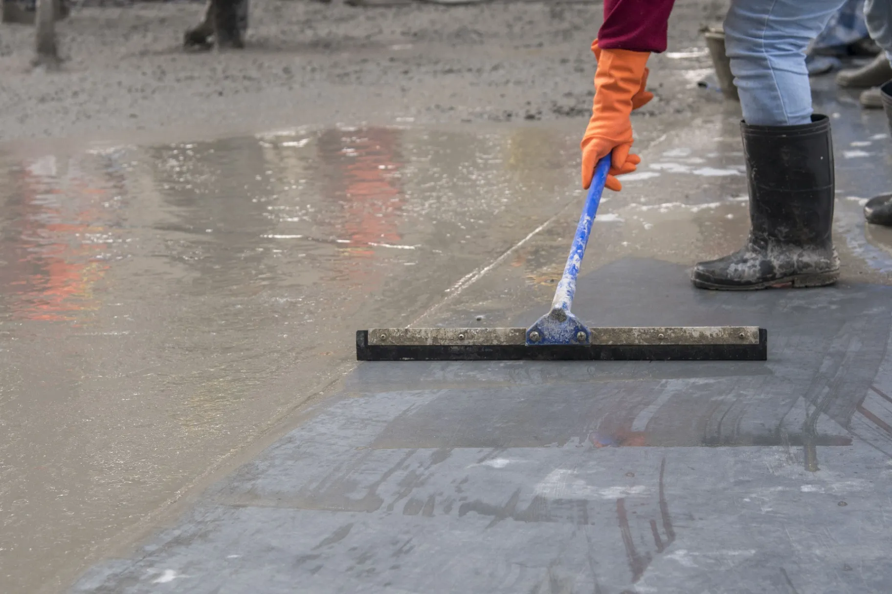 How Long Does it Take for the Concrete Sealer to Dry: Full Guide