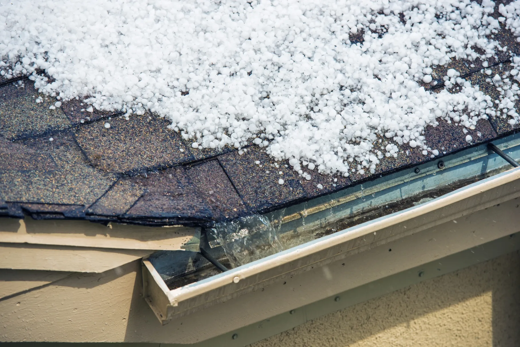 What Does Hail Damage Look Like on a Roof? | 5 Triggers!