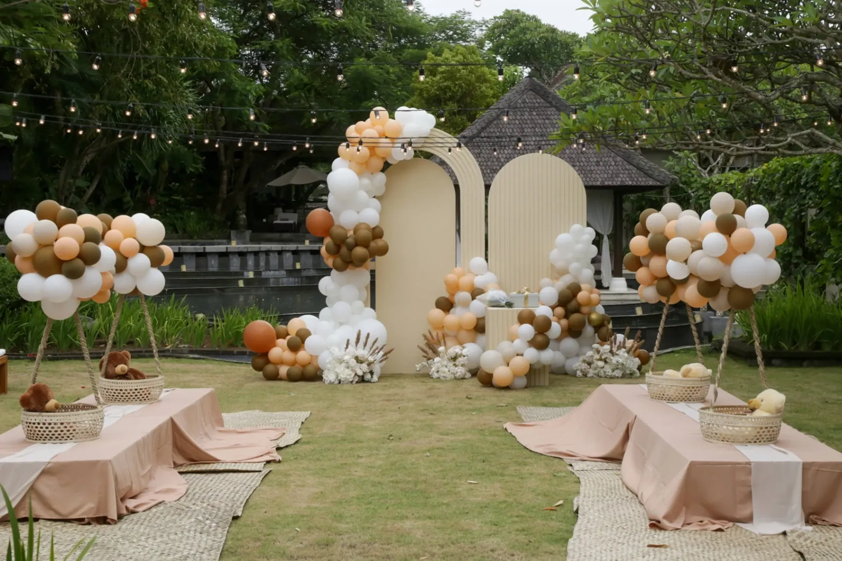 Balloon Decorations: Elevate Your Event Aesthetics