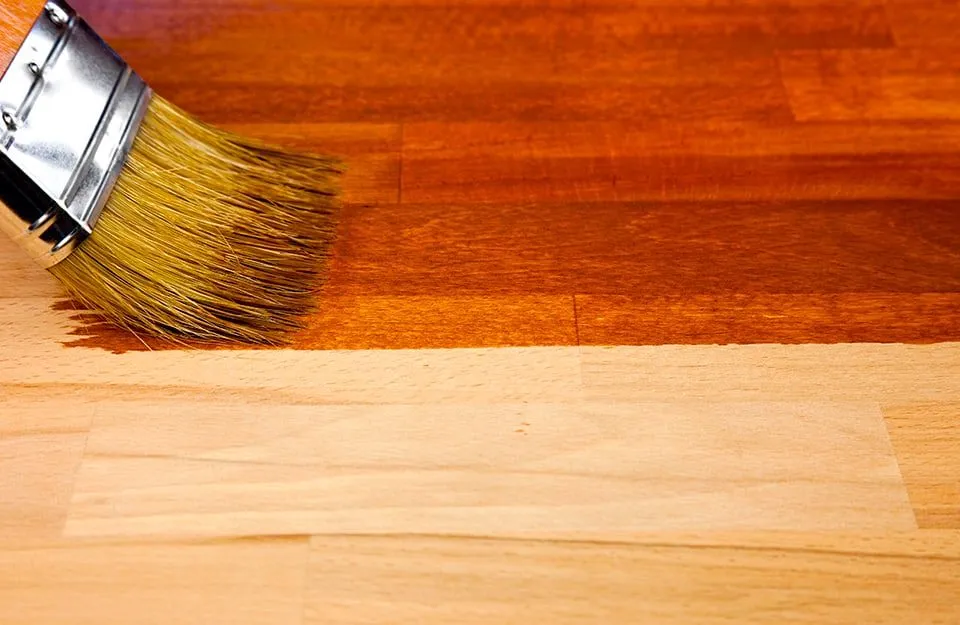 Choosing the Right Stain Finish for Your Wooden Surfaces