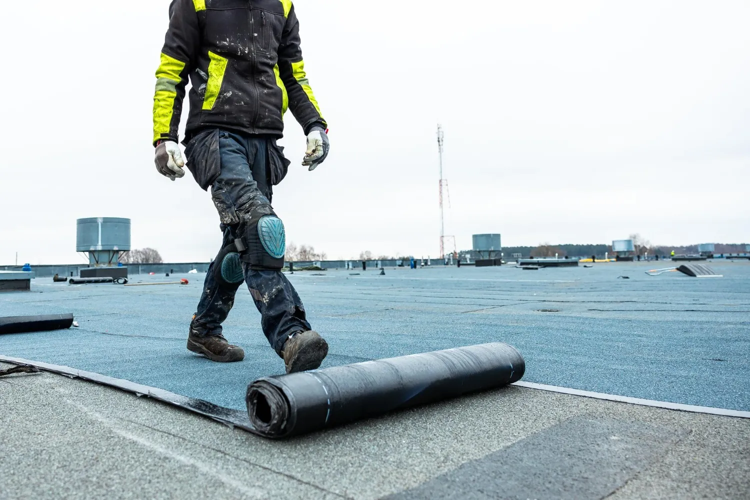 Understanding Flat Roofing: Pros and Cons