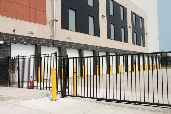 Commercial Fencing Solutions: Protecting Your Business