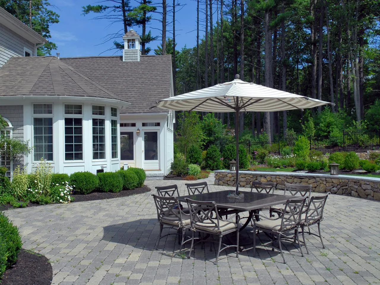 Winter Landscaping: Preparing Your Garden for the Cold