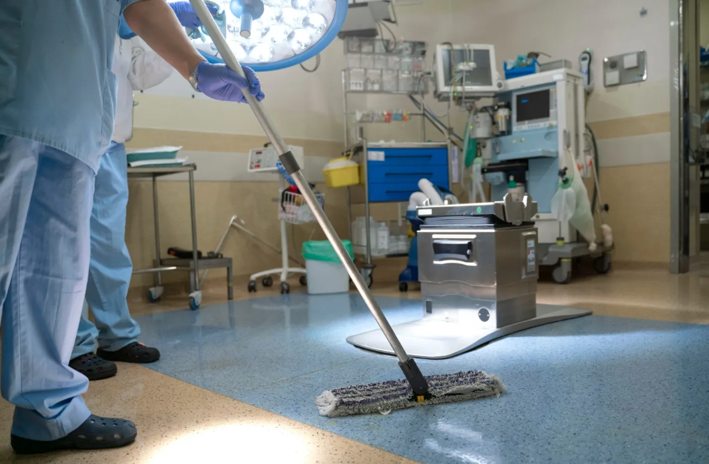 Hospital Building Cleaning Service