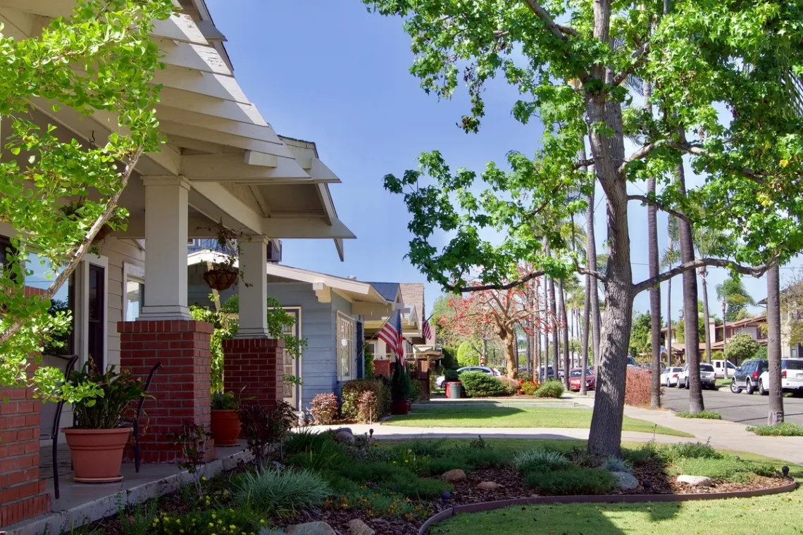 We Create a Front Yard Landscape that Reflects Your Style