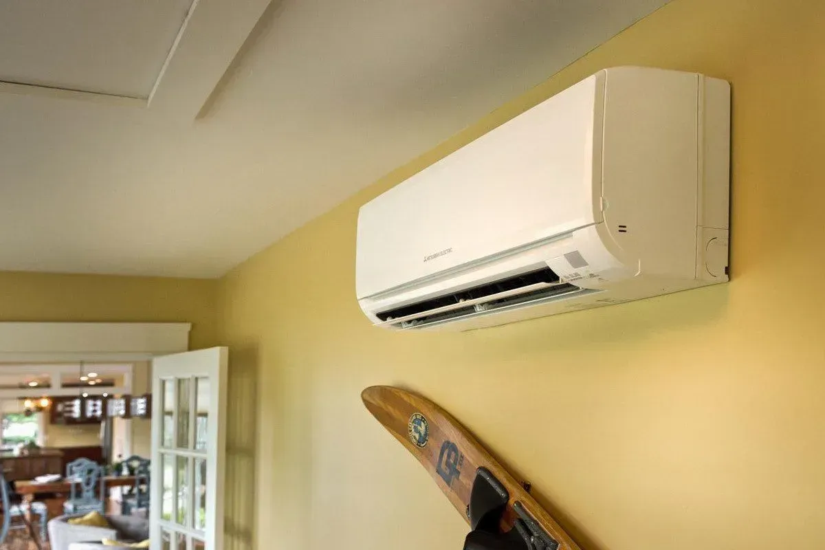 AAC Heating and Air's trusted experts completed a seamless air conditioner installation in Brea, CA, ensuring efficient and reliable cooling.