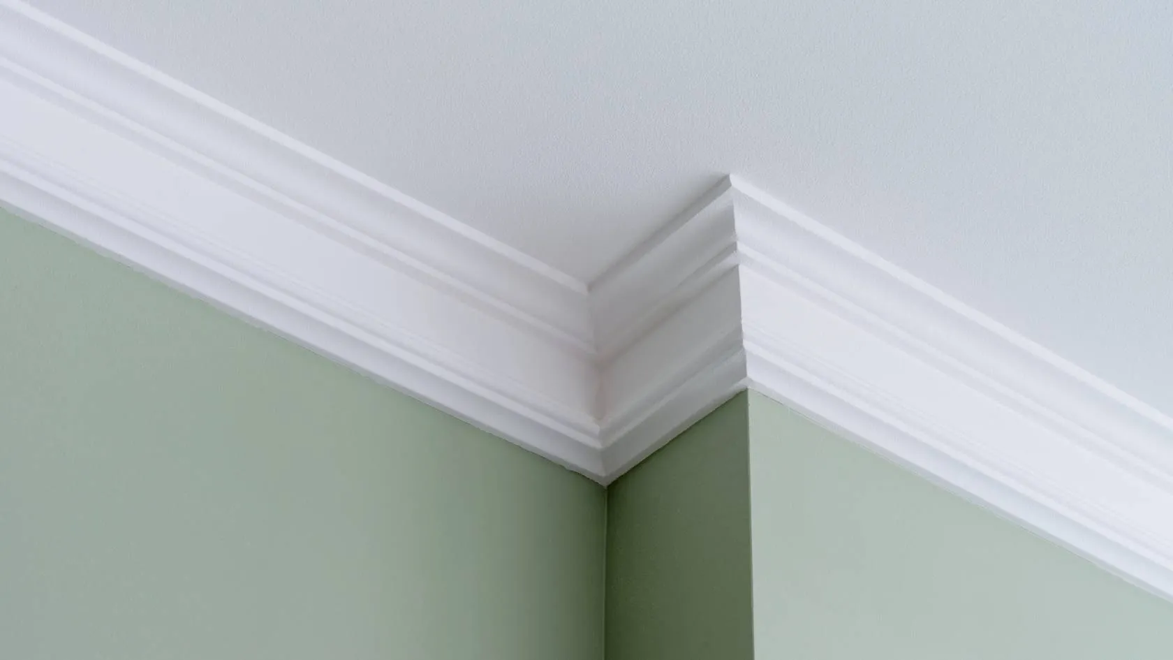 Crown Molding & Trim Work in Scottsdale, AZ: Add Wow Factor to Your Walls