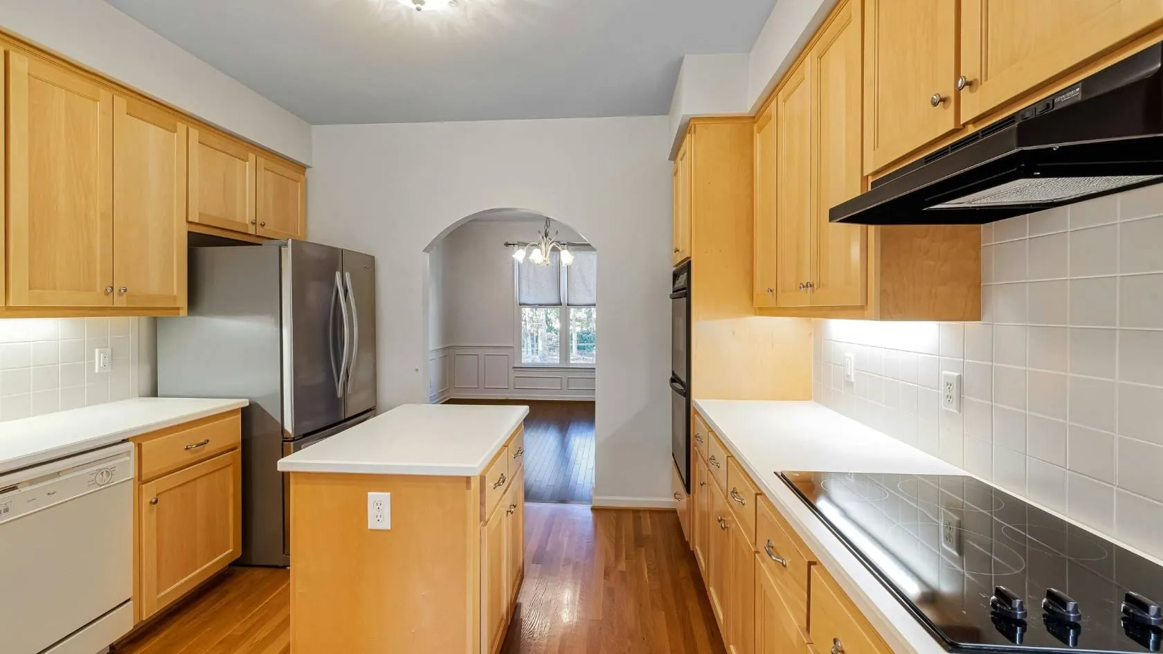 Custom Cabinet Installation in Paradise Valley, AZ: 2-Year Labor Warranty