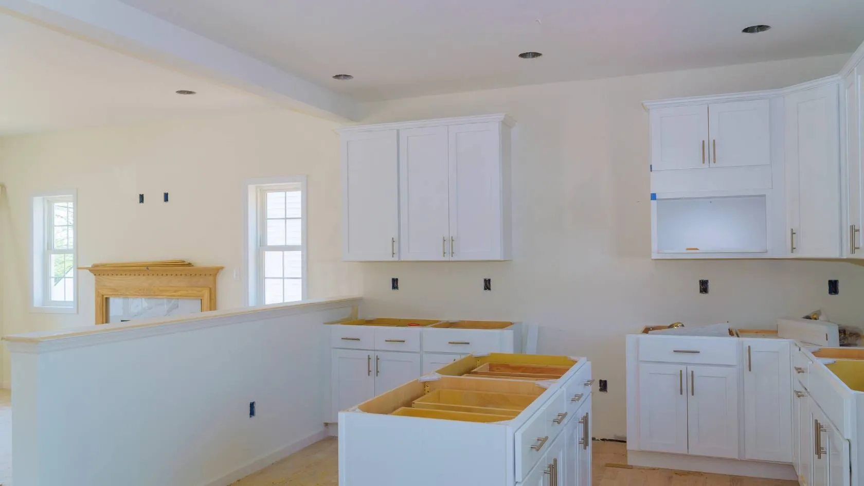 Custom Cabinet Installation in Tempe, AZ. Get Your 2-Year Labor Warranty from Artisan Trim Master