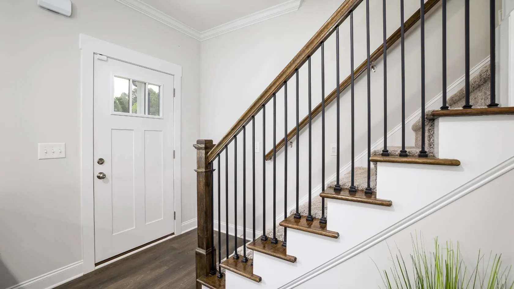 Why Trust Artisan Trim Master for Your Home in Tempe, AZ?