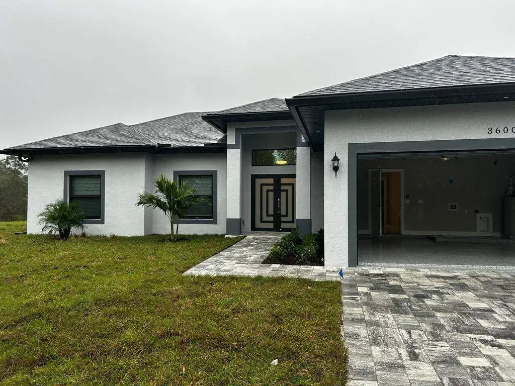 Why Choose Line Construction's Custom Build Process? 1) Architectural Knowledge, 2)Honest Communication, 3) Tailored Luxury