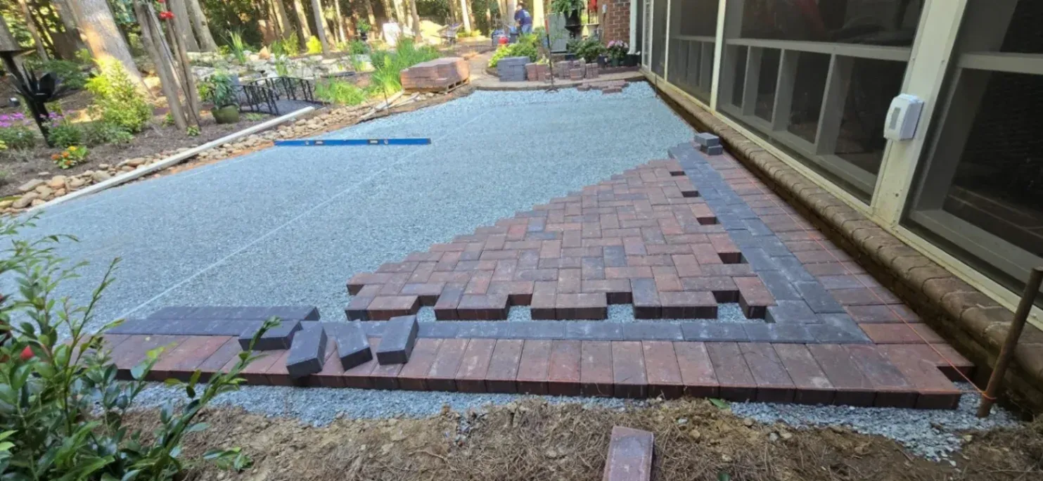 Erick’s Construction & Hardscaping Services Builds a Proper 6–7 Inch Compacted Gravel Paver Foundation for Long-Lasting Strength