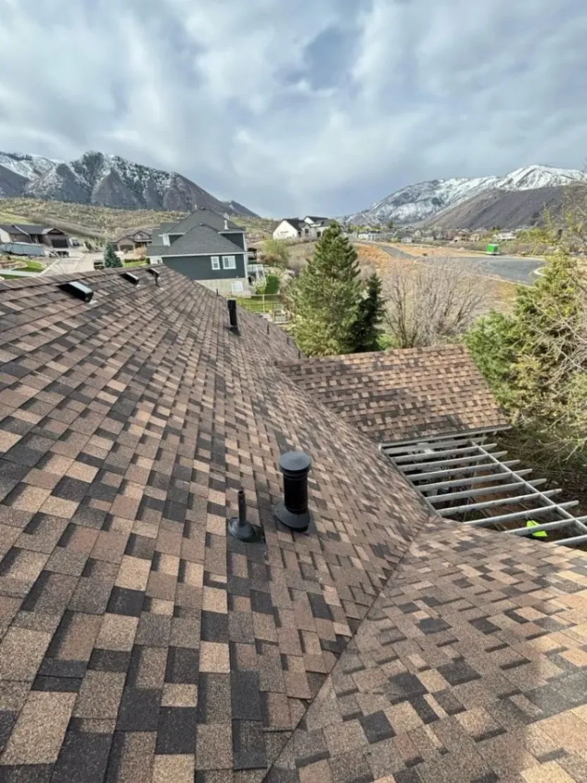 Get Fast and Reliable Local Fixes from a Roofer Near Murray, UT