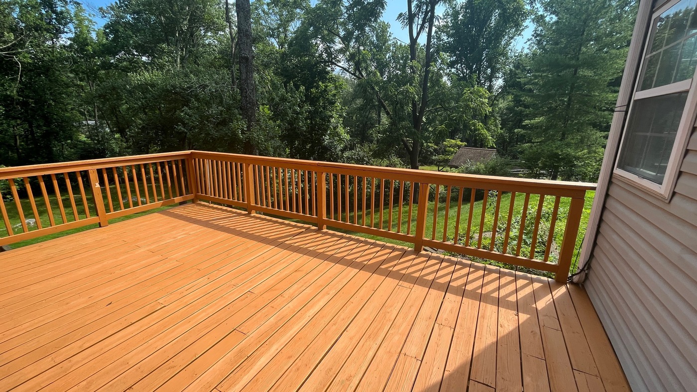 Hire Our Experienced Deck Installers Near Kent, WA!