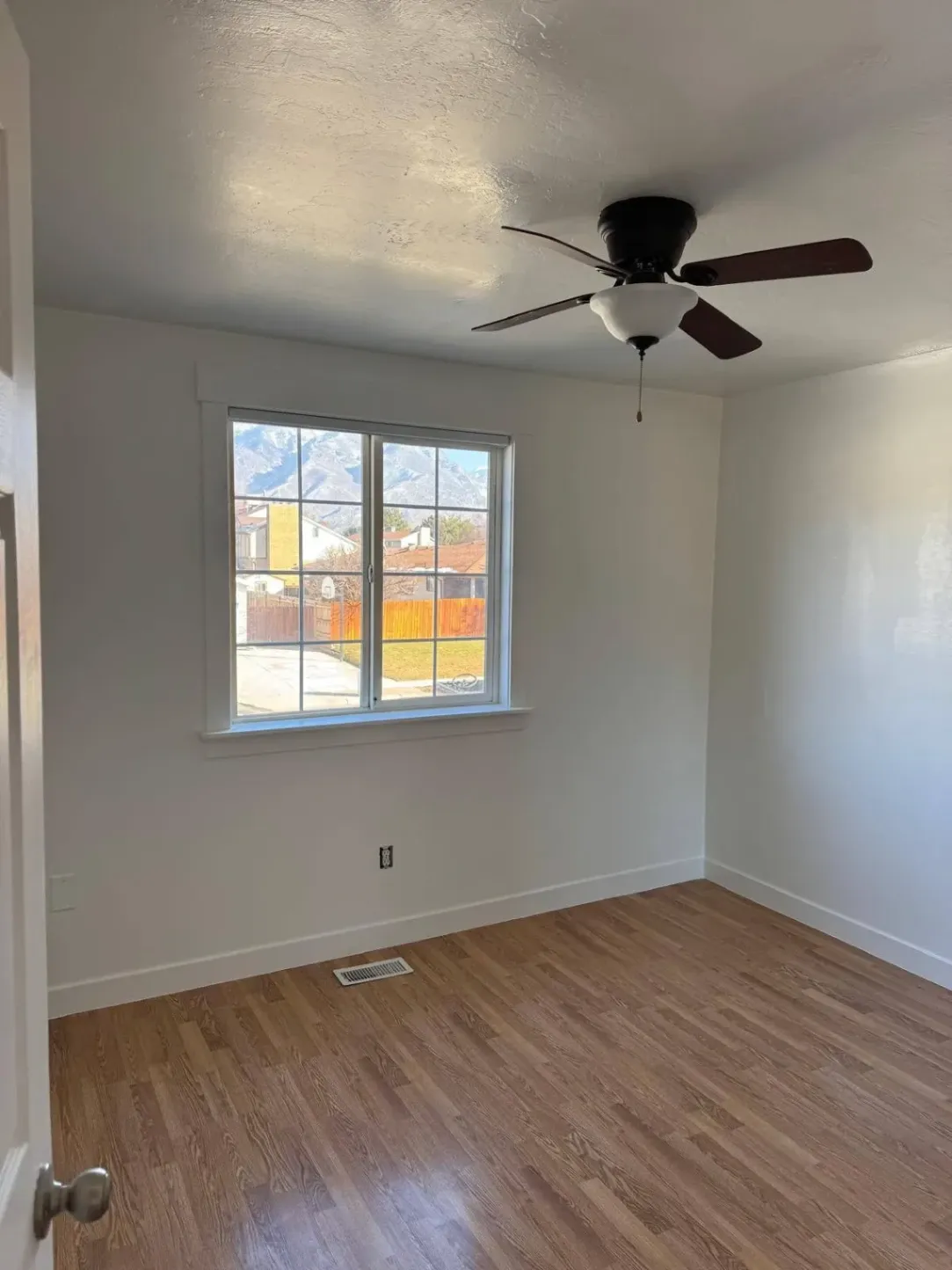Revitalize Your Living Space with Professional Interior Painting Services!