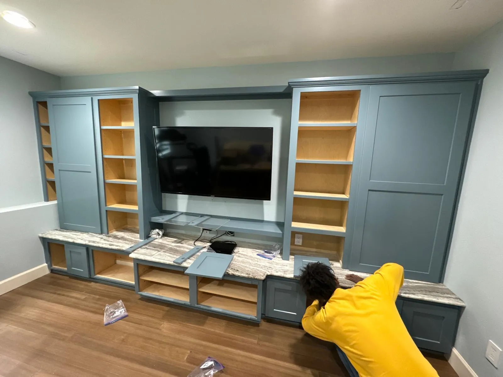 AC Pro Painting combines professionalism, passion, and 1 decade of experience to deliver flawless cabinet painting.