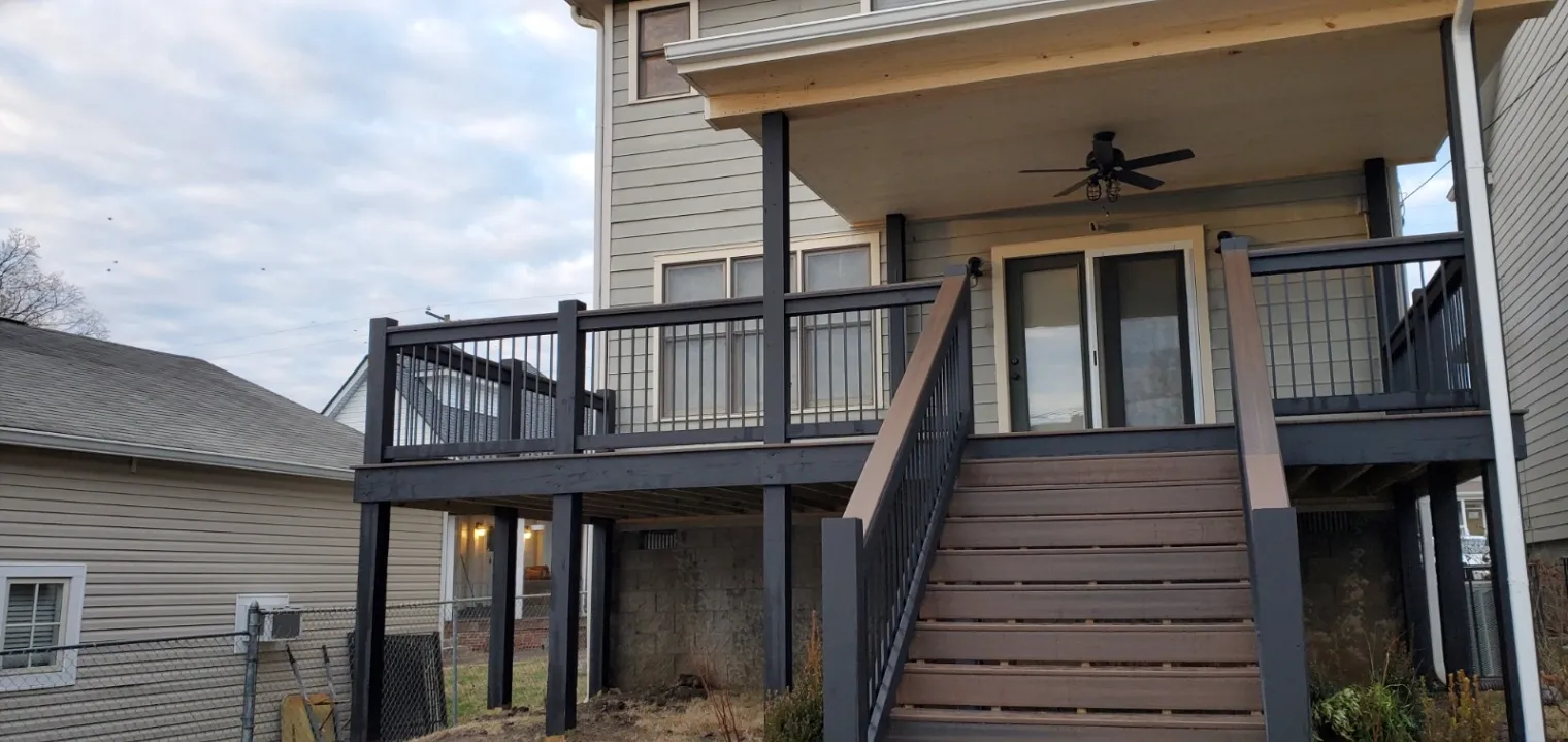 Quality #1 Fence and Deck Company builds strong, beautiful decks in Nashville, using fresh wood or long-lasting composite materials like Trex.