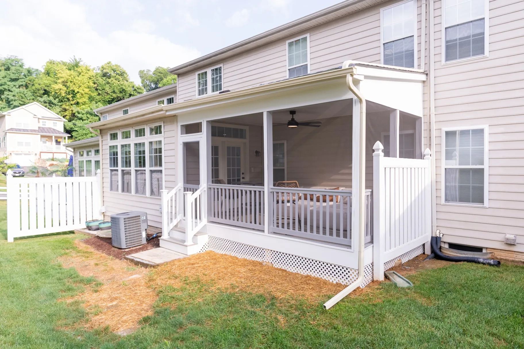 As a licensed construction contractor, KBA Builders LLC handles load-bearing walls, foundations, framing, and reinforcements with absolute precision.