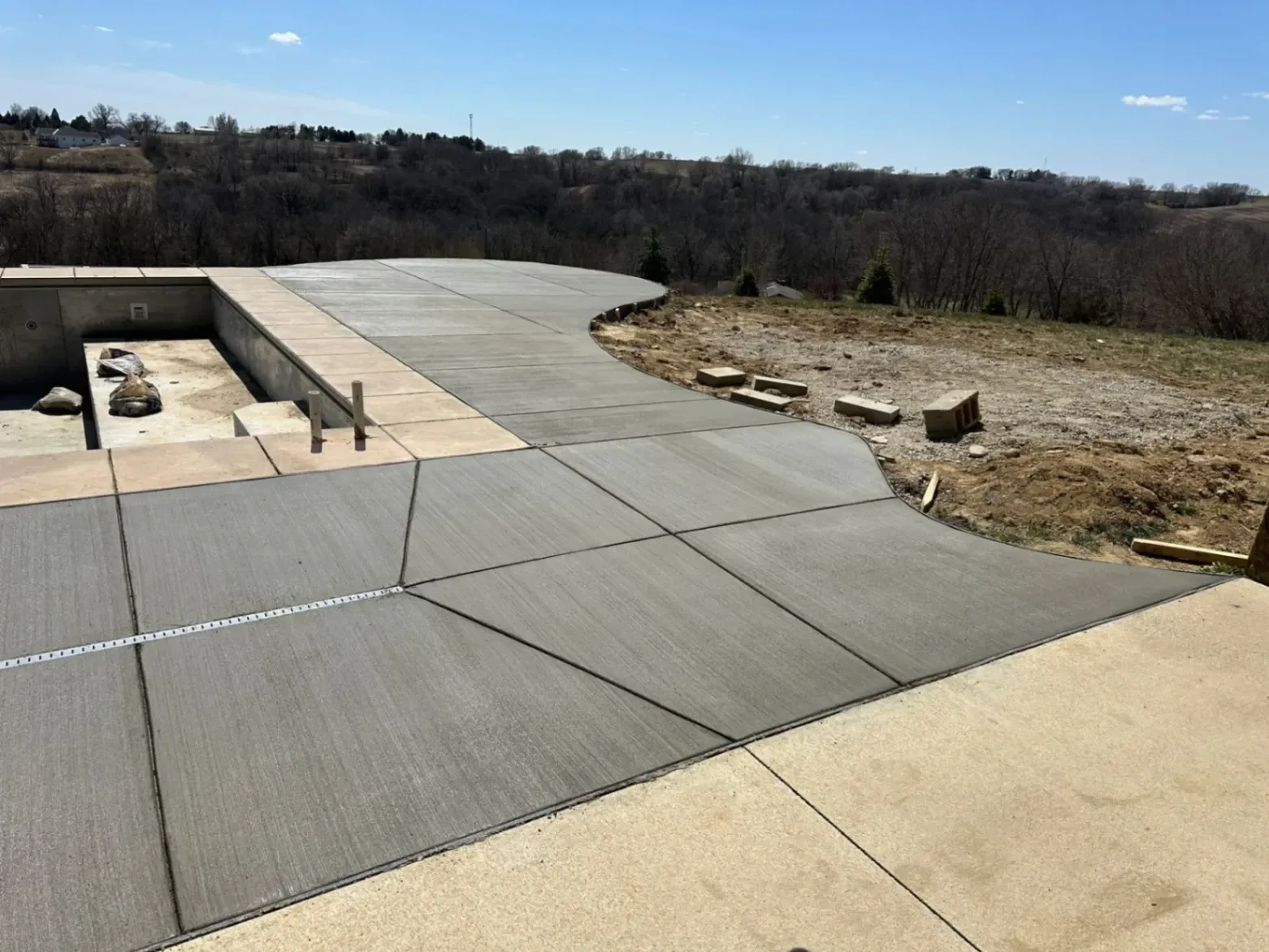 Get Pool Decking Services with the Finest Craftsmanship in La Vista, NE