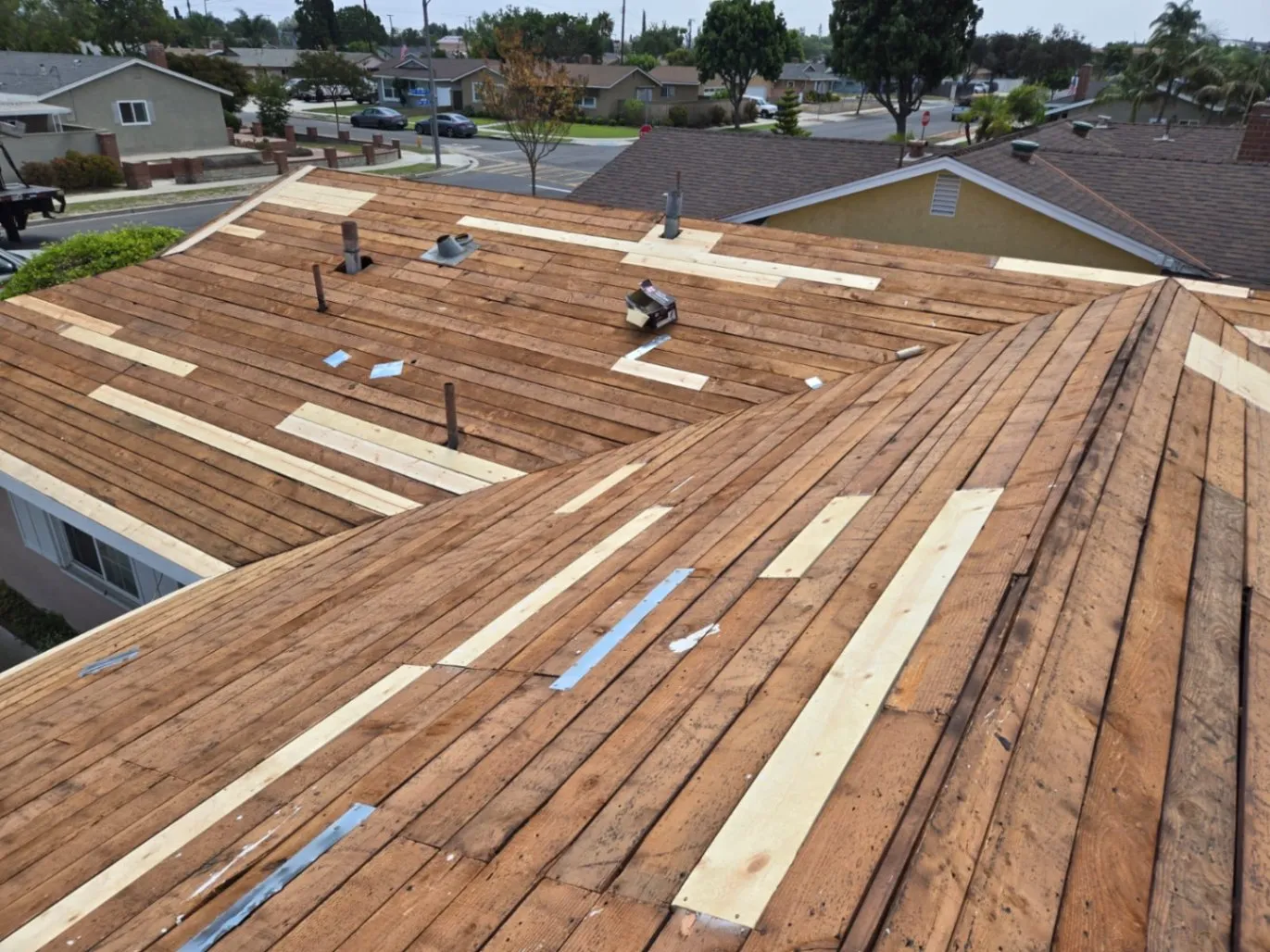 General Roof Repair background