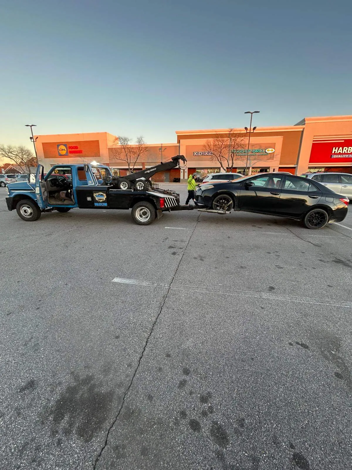 Po' Boys Towing LLC