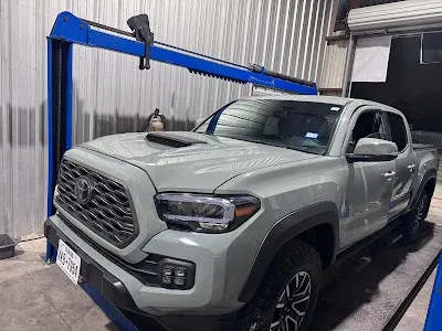 Oil Change Services background