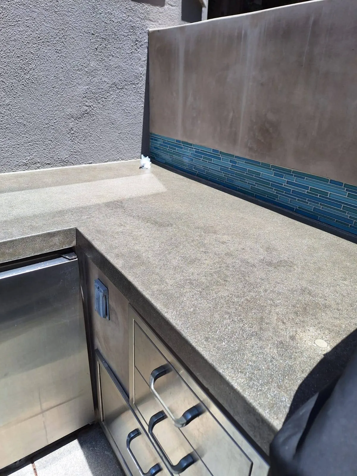 Cleaning- Sealing background