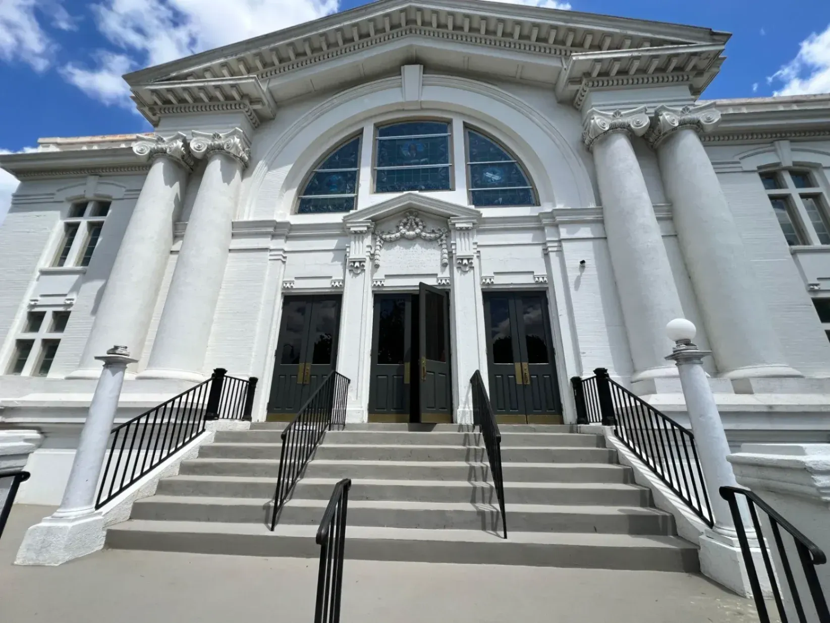 JD Locksmith And Doors LLC