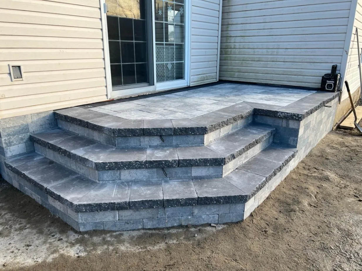 Concrete step installations