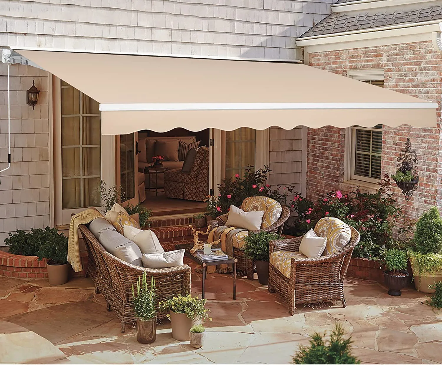 Retractable Awning