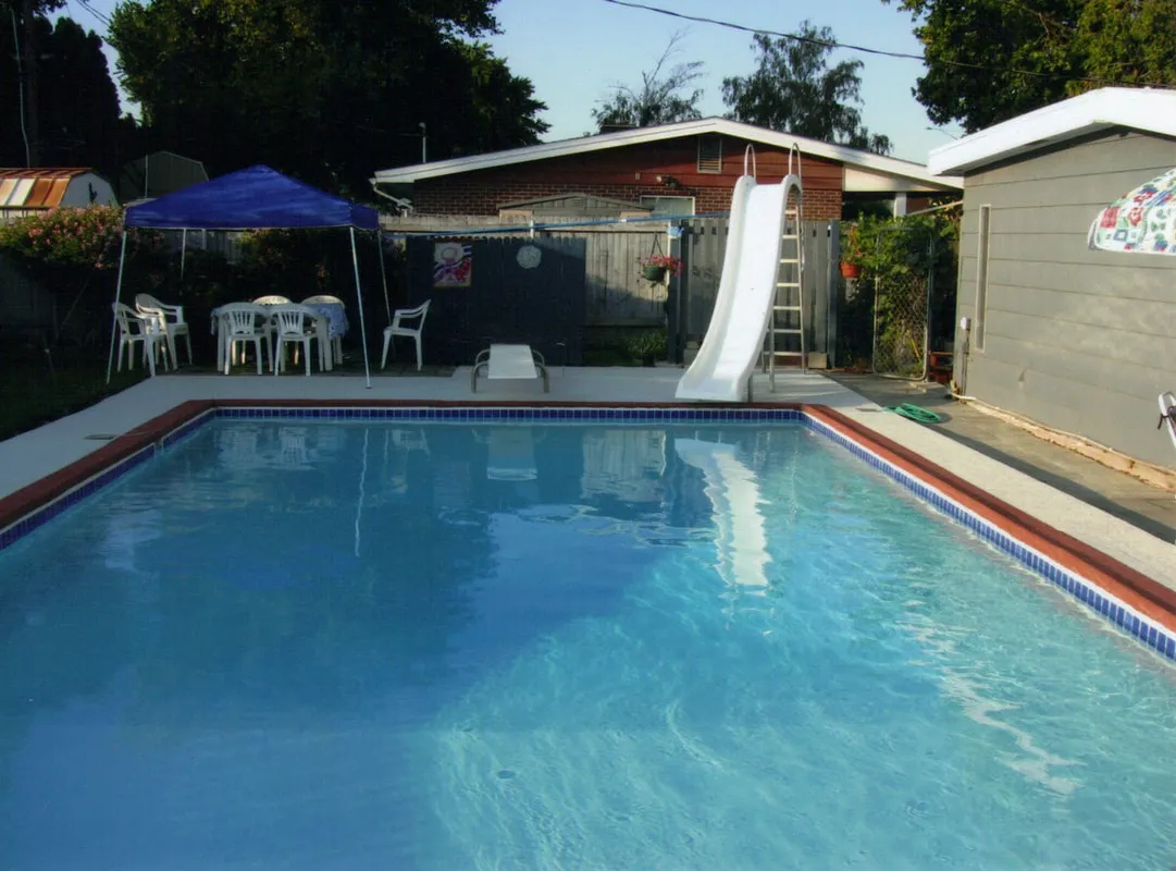Weekly Pool Maintenance