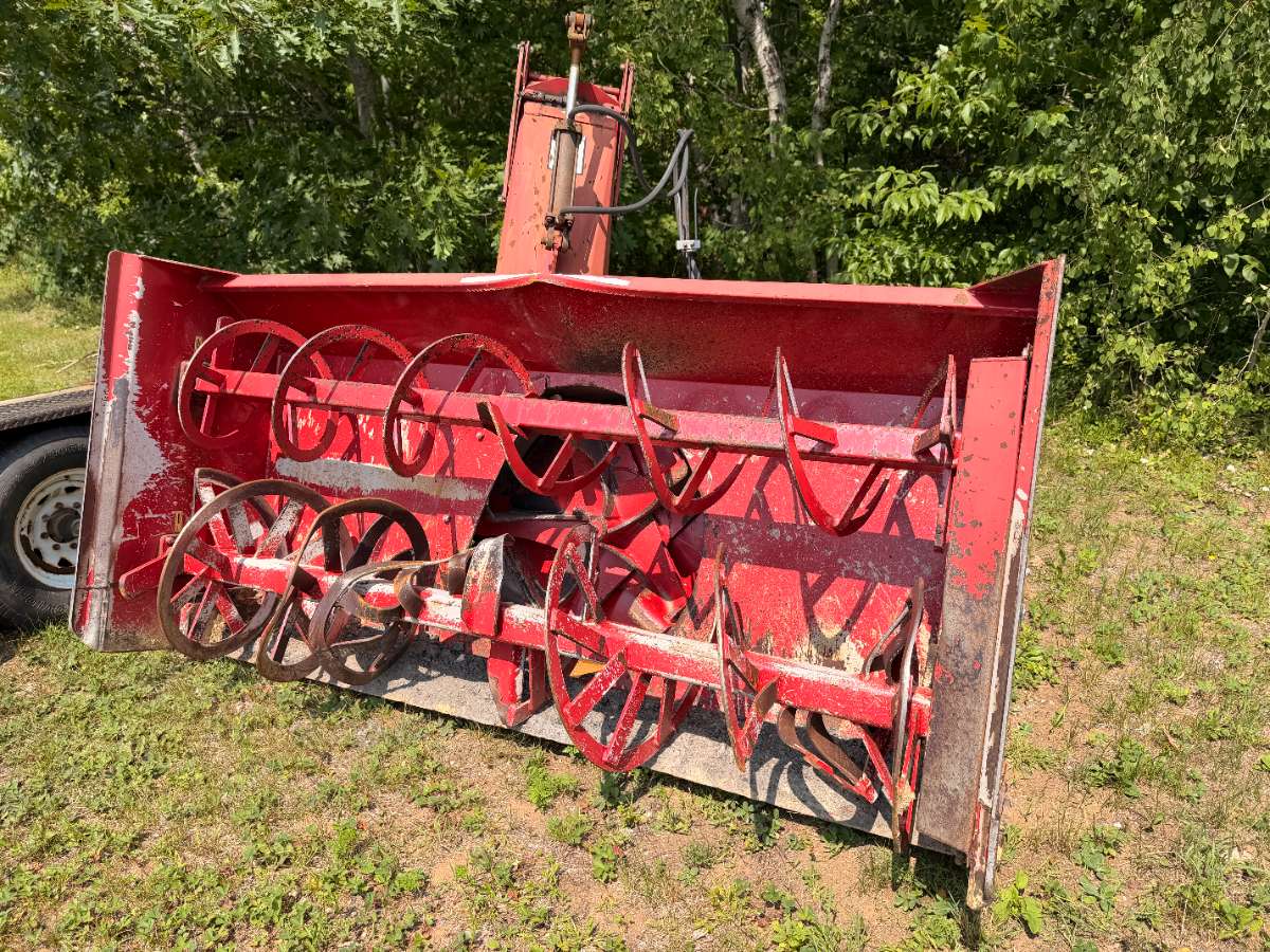 Souffleuse à neige Normand N98-342TR – 98 pouces