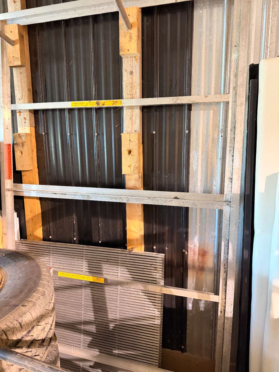 grille gratte pied commercial