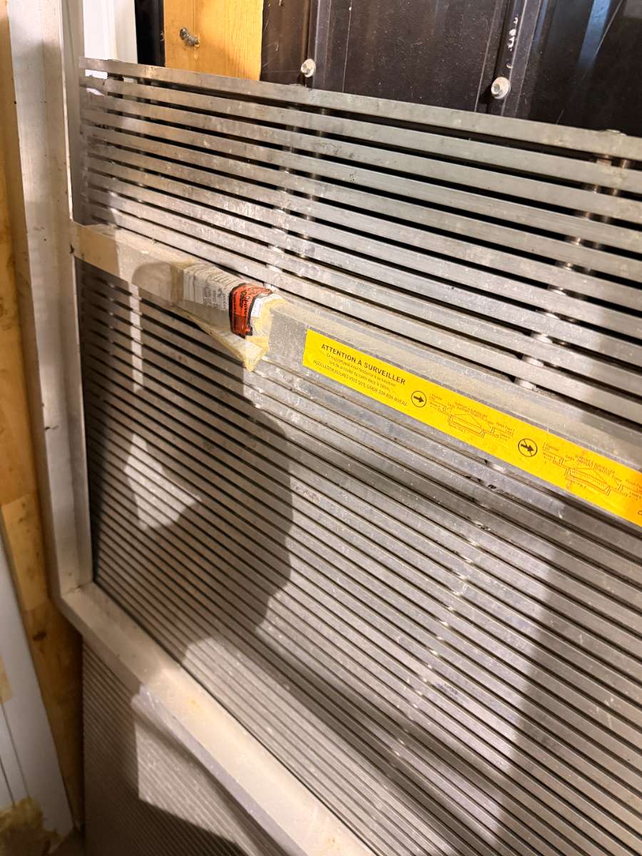 grille gratte pied commercial