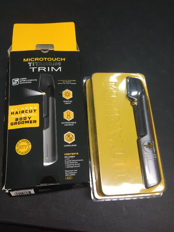 Photo 2 of Micro Touch Titanium Trim Hair Cutting Tool Body Shaver and Groomer  tested to operate